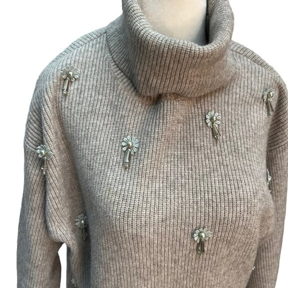 𝅺picadilly Beige 3/4 Sleeve Cowl Neck Sweater Jewel Detailing Size S - Picture 6 of 10